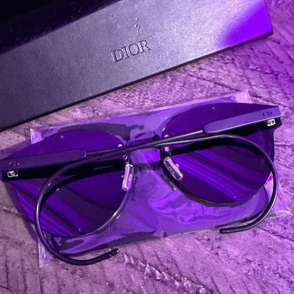 New in Case Christian Dior Paris Magnitude Black and Red 
